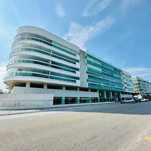  Apartamento 3 Quartos Em Frente à Do